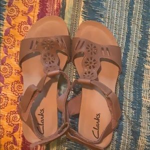 Clark’s Sandals 6 W